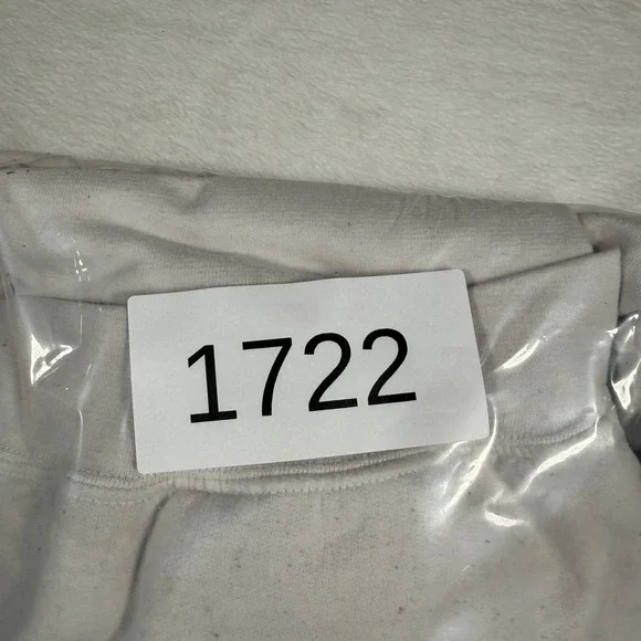 Gildan‎ Heavy Blend White Hogs Kisses XOXO Graphic Hoodie Sweatshirt Large - Picture 6 of 6